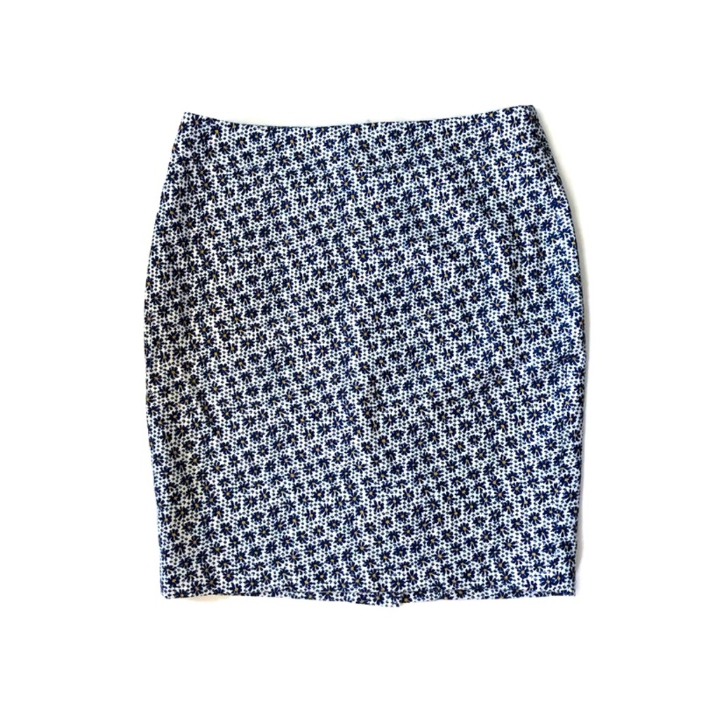 ANN TAYLOR | Blue Floral Print Pencil Skirt | 2P Petite